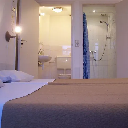 Pax Otel *